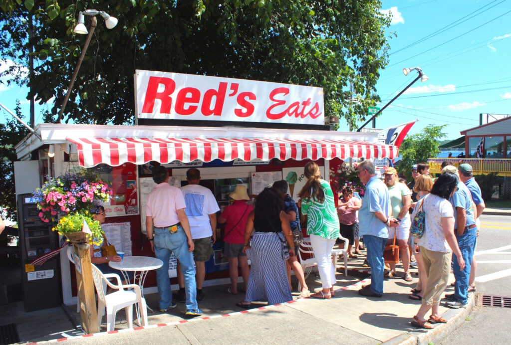 Red's Eats Maine Lobster Roll