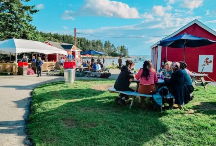McLoons Maine Lobster Shack